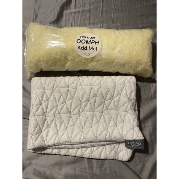 Genuine COOP Oomph Pillow Refill Shredded Memory Foam Extra Stuffing New - Picture 1 of 3